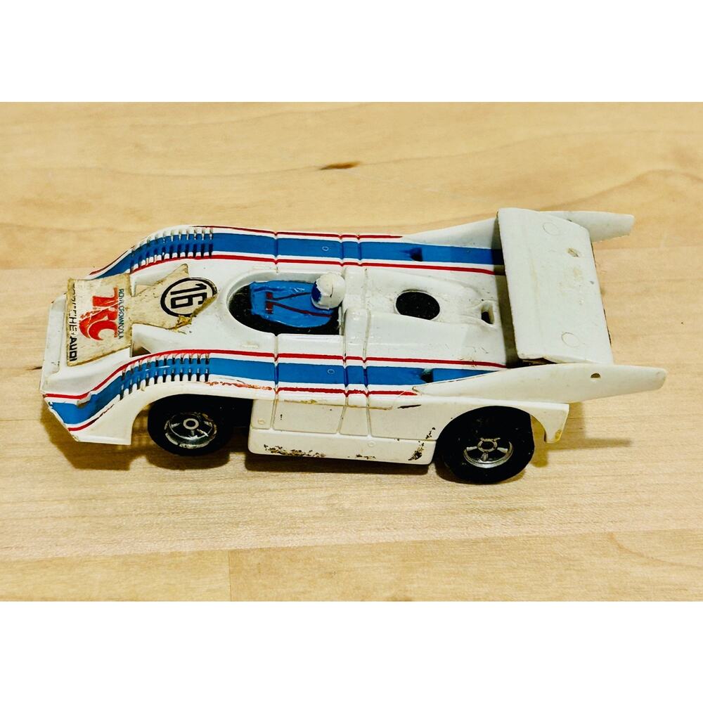 Vtg Aurora AFX Porsche 917-10 RC Cola #16 Can Am Magna-Traction Slot Car HO Scal